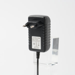 8.4v 1a eu standard charger, 2 series 18650 lithium battery charger, constant voltage & constant current, power tool charger
